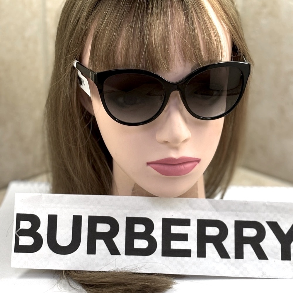 New Burberry Betty B4365-F 3977/8G Black Cat-Eye Sunglasses